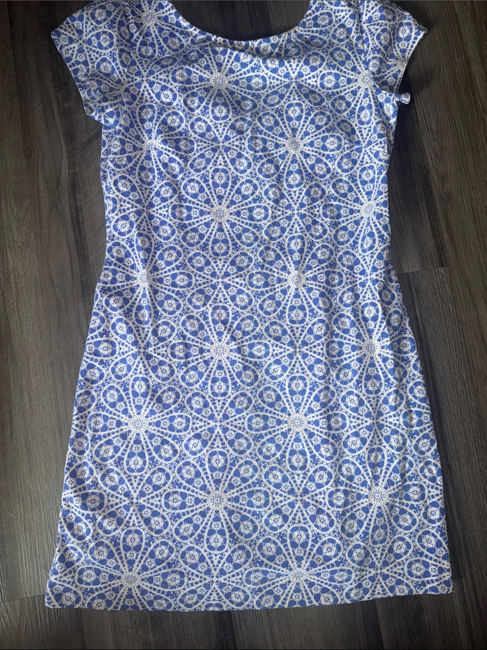 Mahi Golf small dress purple white short sleeve Hawaiian resort wear coastal